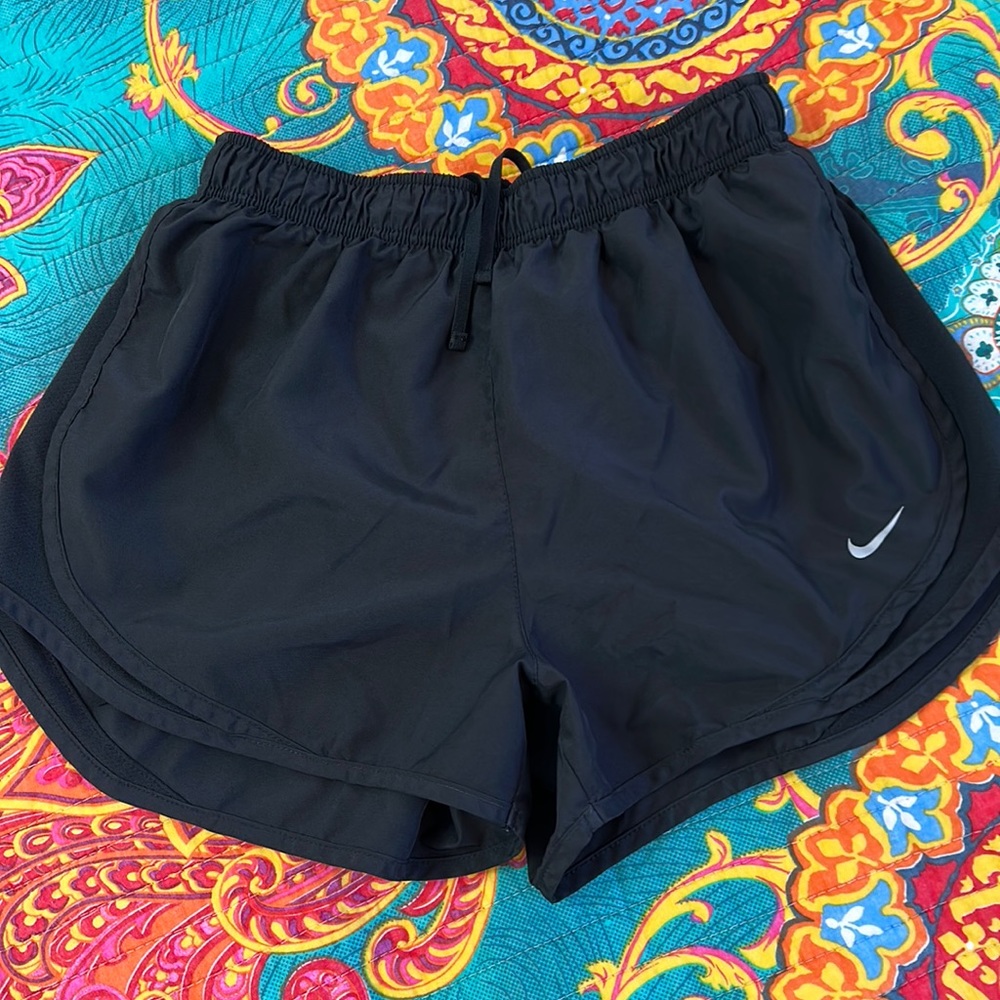 Nike dri-fit medium running shorts in black EUC
